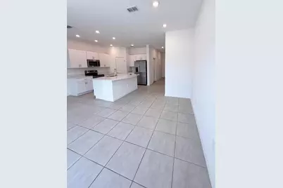 3519 Mayfair Street, Kissimmee, FL 34758 - Photo 4