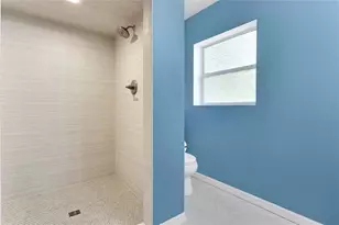 2418 E Jersey Ave, Orlando, FL 32806 - Photo 18