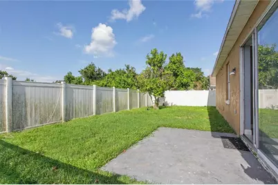 2244 Mallard Creek Circle, Kissimmee, FL 34743 - Photo 18