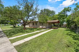 1524 Providence Blvd, Deltona, FL 32725 - Photo 2