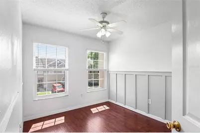 10112 Farmingdale Place, Tampa, FL 33624 - Photo 12