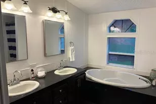 129 Patrician Pl, Satsuma, FL 32189 - Photo 12