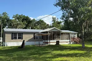 129 Patrician Pl, Satsuma, FL 32189 - Photo 2
