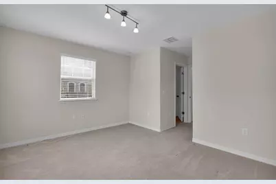 1041 Laurel Ridge Lane, Sanford, FL 32773 - Photo 16