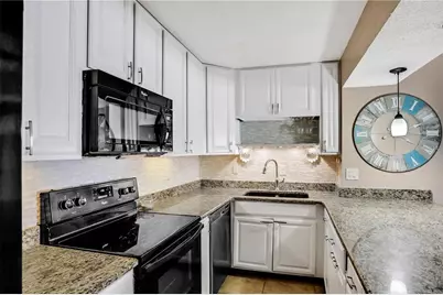 2987 S Atlantic Avenue #205, Daytona Beach Shores, FL 32118 - Photo 8
