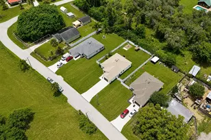 318 Eucalyptus Rd, Lake Wales, FL 33898 - Photo 16
