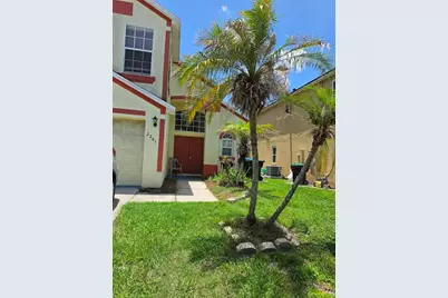 2261 Blue Sapphire Circle, Orlando, FL 32837 - Photo 2