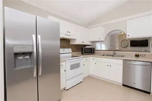 519 Beasley Ct, Orlando, FL 32807 - Photo 6