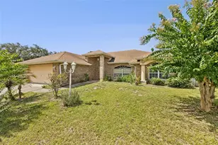 2270 Carson Ln, Deltona, FL 32738 - Photo 2