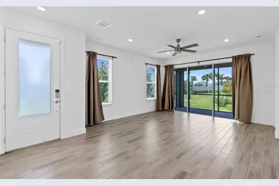 5338 Spoonflower Court, Saint Cloud, FL 34771 - Photo 2