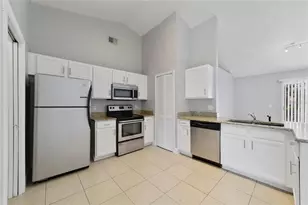 309 Wild Forrest Dr, Davenport, FL 33837 - Photo 8