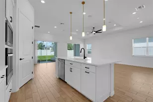 10393 Pk Ests Ave, Orlando, FL 32836 - Photo 10