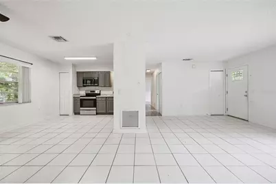 397 S Orange Avenue, Orange City, FL 32763 - Photo 12