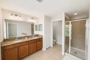 11155 Savannah Landing Cir, Orlando, FL 32832 - Photo 24