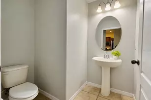 11155 Savannah Landing Cir, Orlando, FL 32832 - Photo 10