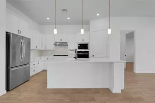 10393 Pk Ests Ave, Orlando, FL 32836 - Photo 8