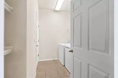 4850 Southlawn Avenue, Orlando, FL 32811 - Photo 30