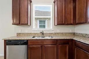 4850 Southlawn Ave, Orlando, FL 32811 - Photo 12