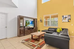 411 Cabello Dr, Davenport, FL 33837 - Photo 2