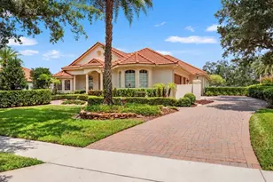 32516 Hawks Lake Ln, Sorrento, FL 32776 - Photo 2