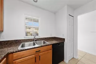 5359 River Rock Rd, Lakeland, FL 33809 - Photo 10