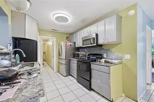 6923 Colony Oaks Ln, Orlando, FL 32818 - Photo 8