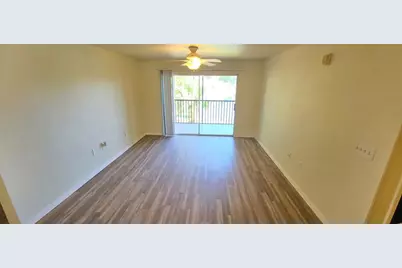 940 Village Trail #4-202, Port Orange, FL 32127 - Photo 10