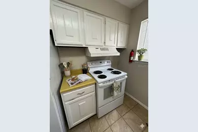 1412 Oak Place #J, Apopka, FL 32712 - Photo 4