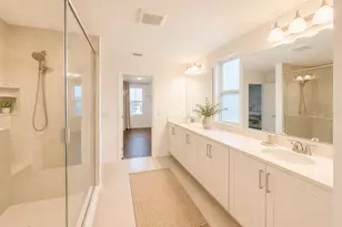 2321 Endeavor Wy, Clermont, FL 34715 - Photo 16