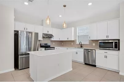 9426 Lamine Way, Parrish, FL 34219 - Photo 10