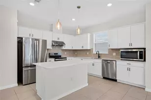 9426 Lamine Wy, Parrish, FL 34219 - Photo 10