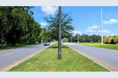 5211 Warm Springs Avenue, Wildwood, FL 34785 - Photo 4