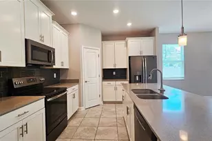 11048 Sweetgum Woods Dr, Orlando, FL 32832 - Photo 6
