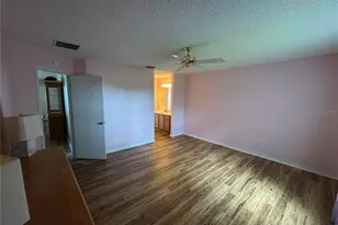 17481 SE 76th Flintlock Terrace, The Villages, FL 32162 - Photo 18