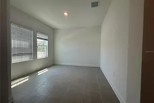 3052 Park Vale Rd, Saint Cloud, FL 34771 - Photo 2