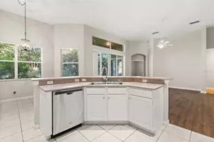 3289 Red Ash Cir, Oviedo, FL 32766 - Photo 14