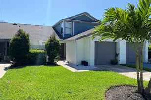 82 Lakepointe Cir, Kissimmee, FL 34743 - Photo 32