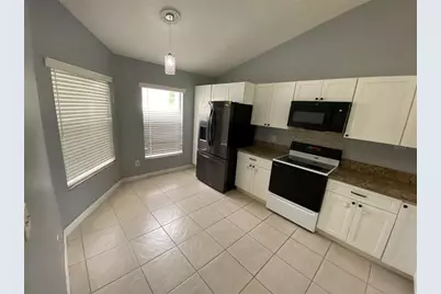82 Lakepointe Circle #82, Kissimmee, FL 34743 - Photo 20