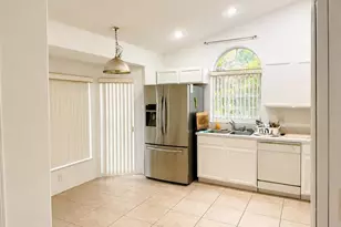 163 Seneca Point Trail, Kissimmee, FL 34746 - Photo 4