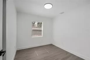 922 Bates Ave, Eustis, FL 32726 - Photo 10