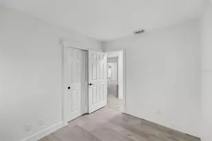 131 Emerald Ln, Largo, FL 33771 - Photo 20