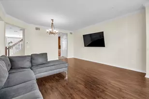 4336 Spinnaker Cove Ln, Tampa, FL 33615 - Photo 8