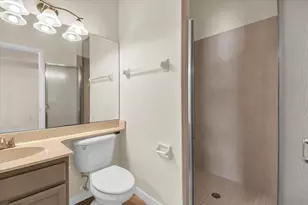 4336 Spinnaker Cove Ln, Tampa, FL 33615 - Photo 32