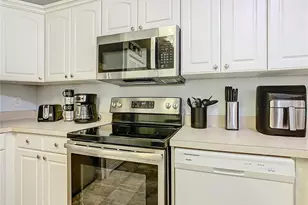 8825 Coral Palms Ct, Kissimmee, FL 34747 - Photo 6