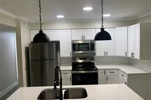 1915 Weeks Ave, Orlando, FL 32806 - Photo 12