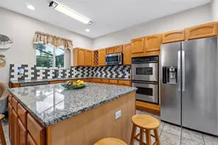 16525 Sunrise Vista Dr, Clermont, FL 34714 - Photo 2