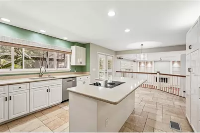1675 Landings Lane, Sarasota, FL 34231 - Photo 8