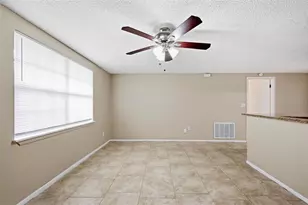 3453 Wilson Dr, Holiday, FL 34691 - Photo 10