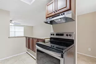 3453 Wilson Dr, Holiday, FL 34691 - Photo 16