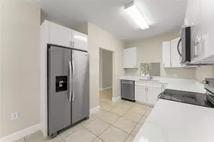498 Dean Creek Ln, Orlando, FL 32825 - Photo 8